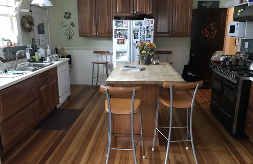Allston Casa | Urban/Suburban 4-bedroom, 2-bath House for Summer Rental in Brookline, MA