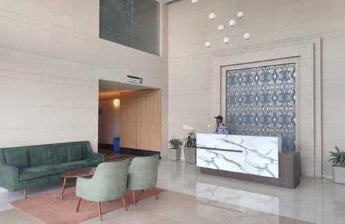 Greater Noida Apartamento | Urban Suites Greater Noida
