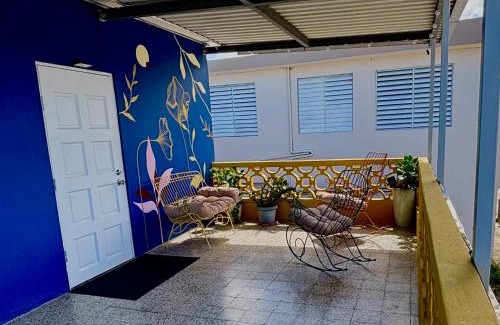 Gobernador Pinero Apartamento | Urban Tropical Oasis in San Juan