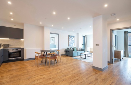 Tottenham Hale Apartamento | Urban Vista Rooftop Living