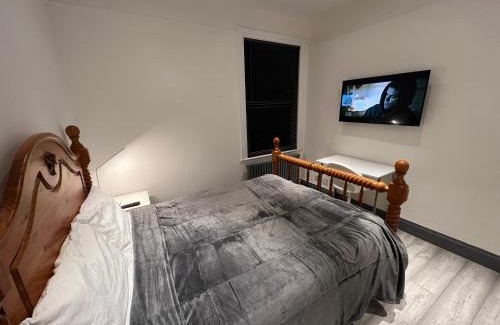 Broad Green Casa | UrbanNess Stays - Rooms with Stylish Comfort in the Heart of Croydon