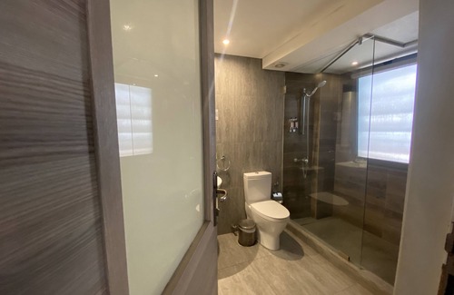 Osu Klottey Hotel | Urbano Hotel
