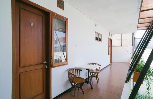 Klojen Casa | Urbanview Hotel Griya Surya Malang by RedDoorz