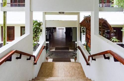 Megamendung Hotel | Urbanview near Pasir Angin Hotel
