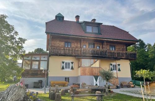 Graz Apartamento | Uriges Bauernhaus mit Blick auf Graz