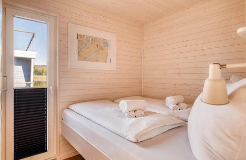 Fehmarnsund Casa | Urlaub auf dem Hausboot Erholung pur für Wasser- und Auch Viele Landratten!