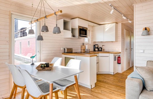 Fehmarnsund Casa | Urlaub auf dem Hausboot Erholung pur für Wasser- und Auch Viele Landratten!