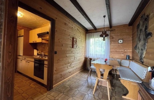 Schofweg Apartamento | Urlaubsstube1982 - wildly romantic with a fireplace and rustic charm
