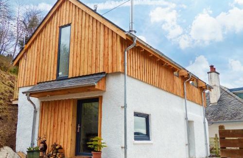 Lewiston Casa | Urquhart Bay Croft
