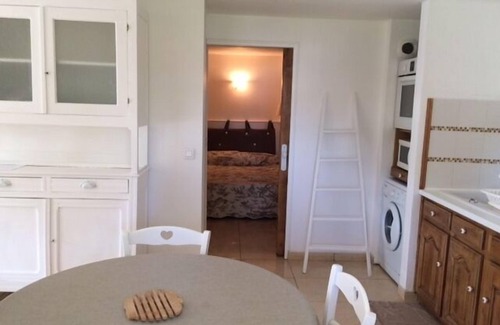 Behobie Apartamento | Urrugne, apartamento T2 muy bien situado en zona tranquila.