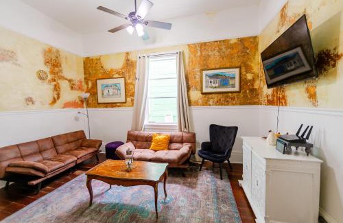 Treme Apartamento | Ursulines Historic Creole Cottage (D) Steps to Qtr