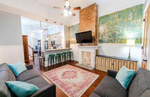 Treme Apartamento | Ursulines Historic Creole Cottage- Steps to Qtr -E