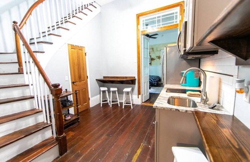 Treme Apartamento | Ursulines Historic Creole Cottage (D) Steps to Qtr