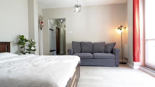 Ursus Apartamento | Ursus Pleasant Apartment by BookingHost