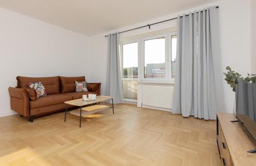Ursus Apartamento | Ursus Spacious Two-bedroom Apartment by Noclegi Renters
