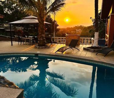 Lagos de El Coyol Cabina | Uruka Lodge