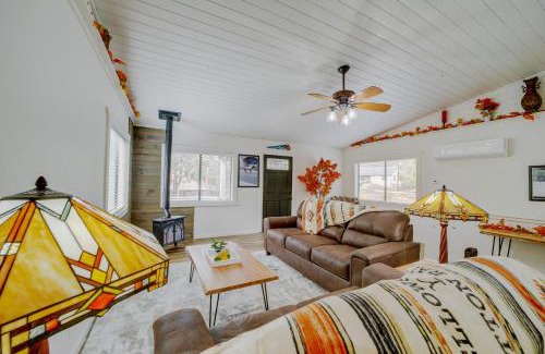 Payson Casa | Pet-Friendly Payson Cabin with Game Room!