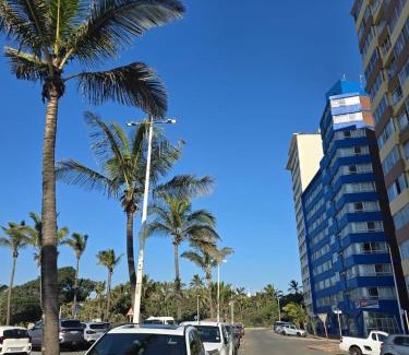 Durban Apartamento | uShaka Marine Shores - Beachfront Stay with Sea Views