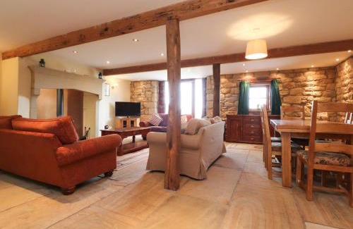 Fourstones Near Bentham Casa | Usherwoods Barn