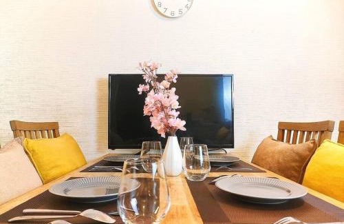 Minato Apartamento | USJまで2駅7分 Guest House anytime 海遊館まで5分,なんば,道頓堀,梅田すぐ,2階建戸建て