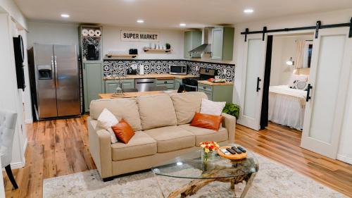 Scera Park South Apartamento | Utah Valley Retreat - Luxurious Self check-in Apt, UVU BYU, EV Charge