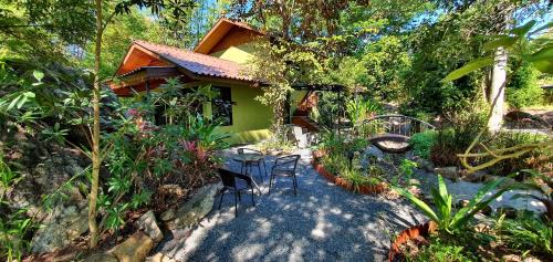 Pai Casa | UTOPAI Stone Garden Vacation Home, Pai!