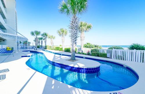 Crescent Beach Casa | Utopia Oceanfront Luxury at Bluewater Keyes