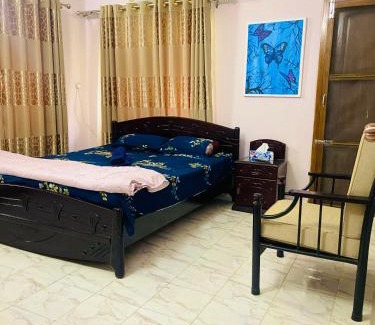 Uttara Apartamento | Uttara Luxury Apartment Near Airport & Metro
