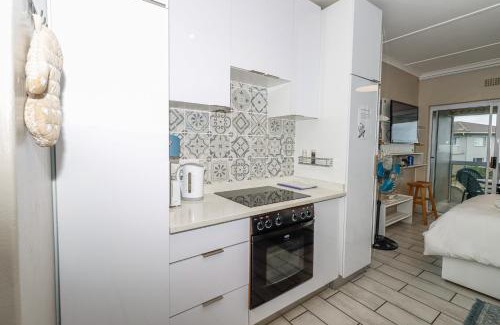 Manaba Beach Apartamento | Uvongo Chalet 11