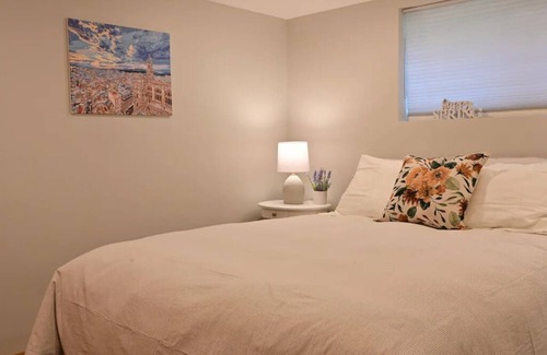 Ravenna Casa | UW Cozy & Quiet Home / Perfect for Family & Group