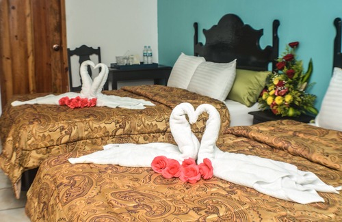 La Ceiba Hotel | UW OASIS HOTEL