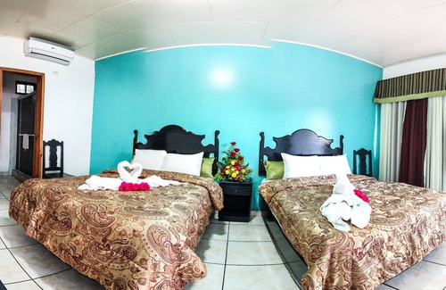 La Ceiba Hotel | UW OASIS HOTEL