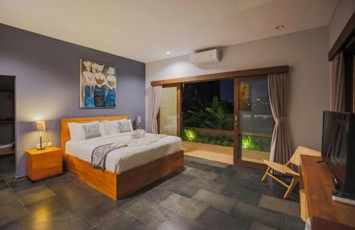 Batu Bolong Villa | Uwu Villas