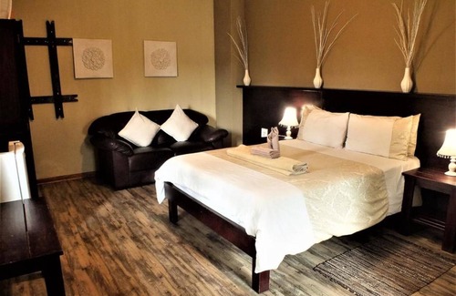 Windhoek Central Cama Y Desayuno | Uzuri Guesthouse