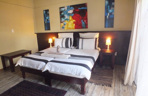 Windhoek Central Cama Y Desayuno | Uzuri Guesthouse