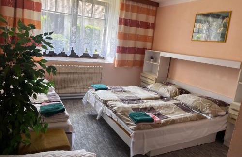 Chrast Casa | Válův dvůr Maštal