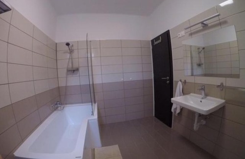 Siofok Apartamento | VÁRLAK VENDÉGHÁZ Apartman 1