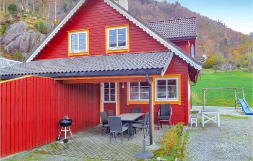 Akra Casa | Vågen 1