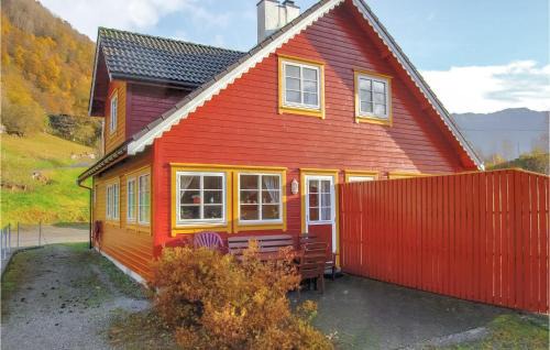 Akra Casa | Vågen 1