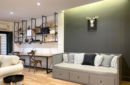 Thanon Nakhon Chai Si Casa | Vélin - Samsen