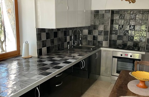 Ampus Otro | Véritable Mas Ancien Avec Piscine Privée sur Domaine de 16 ha, 4 Ch, 4 Sdb