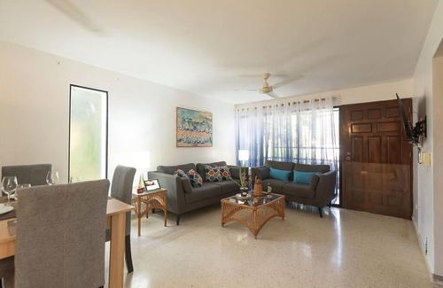 Costambar Apartamento | Víctor's Place