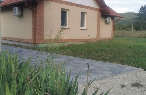 Bubanatvolgy Casa | Vöröstölgy Vendégház