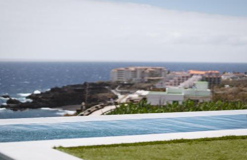 Breña Baja Villa | V&C Luxury Village