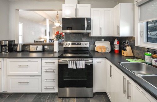 Kingsland Casa | V@Home Entire house 5Bed2BATH Shopping /Downtown