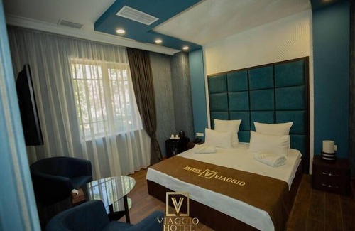Kentron Hotel | V hotel & tours