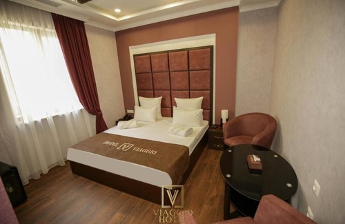Kentron Hotel | V hotel & tours