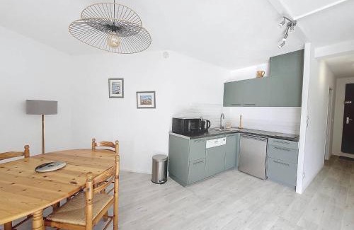 Vieux-Boucau-les-Bains Apartamento | V-Landes 02-Vieux Boucau appartement 4 personnes avec vue sur le lac marin dans résidence avec piscine