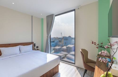 Ninh Kieu Hotel | V'Luna Hotel - Managed by THM
