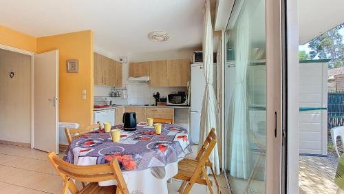 Vieux-Boucau-les-Bains Apartamento | V-Mimosas 02 Appartement lumineux pour 6 personnes avec terrasse et jardin à Vieux Boucau